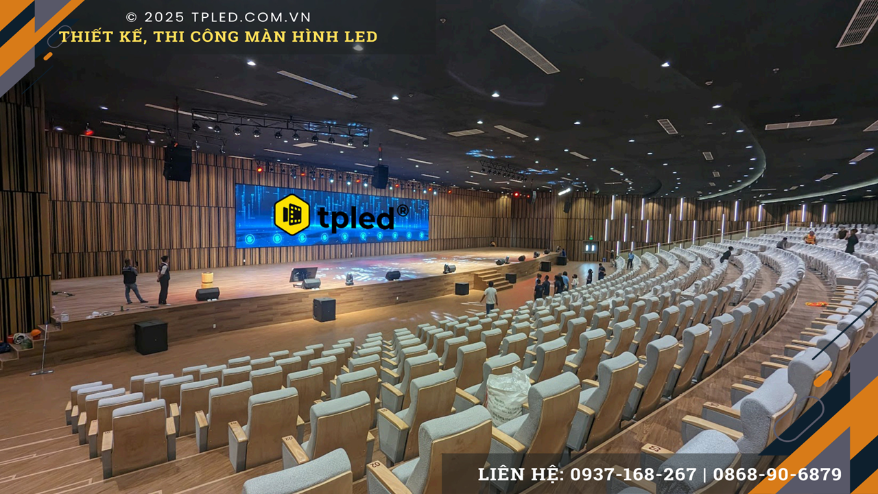 Hệ thống màn hình LED hiện đại tại Ballroom nhãn hàng thời trang Adidas.